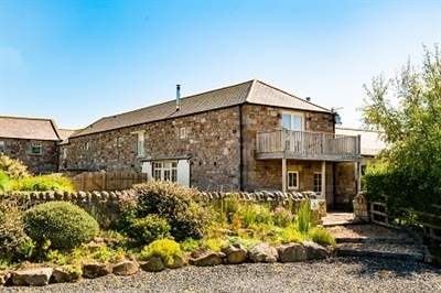 The Long Barn Holiday Cottage Seahouses